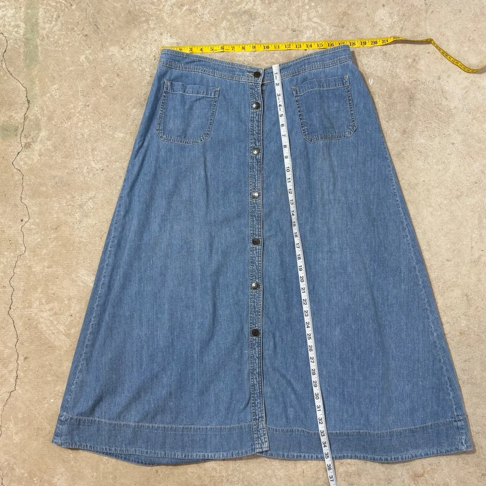 CHAPS Denim Button Down Maxi Blue Skirt Women’s Size 14 Front Pockets Modest